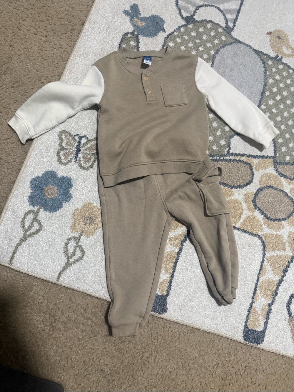 Old Navy Two-Tone Taupe and Cream Sweatshirt & Joggers